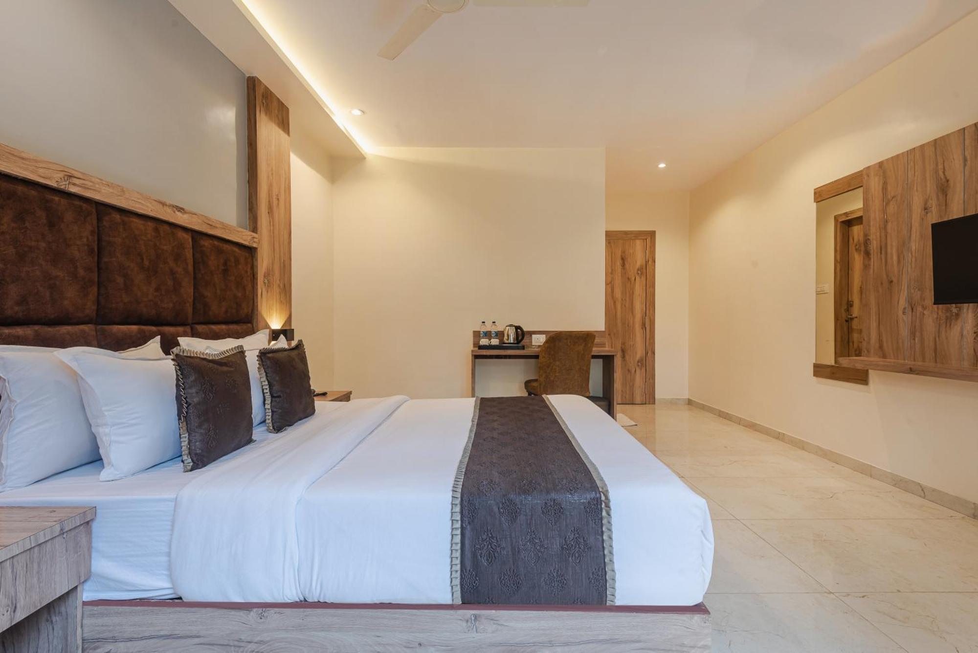 Hotel Silver Park - Mumbai — Photos 1